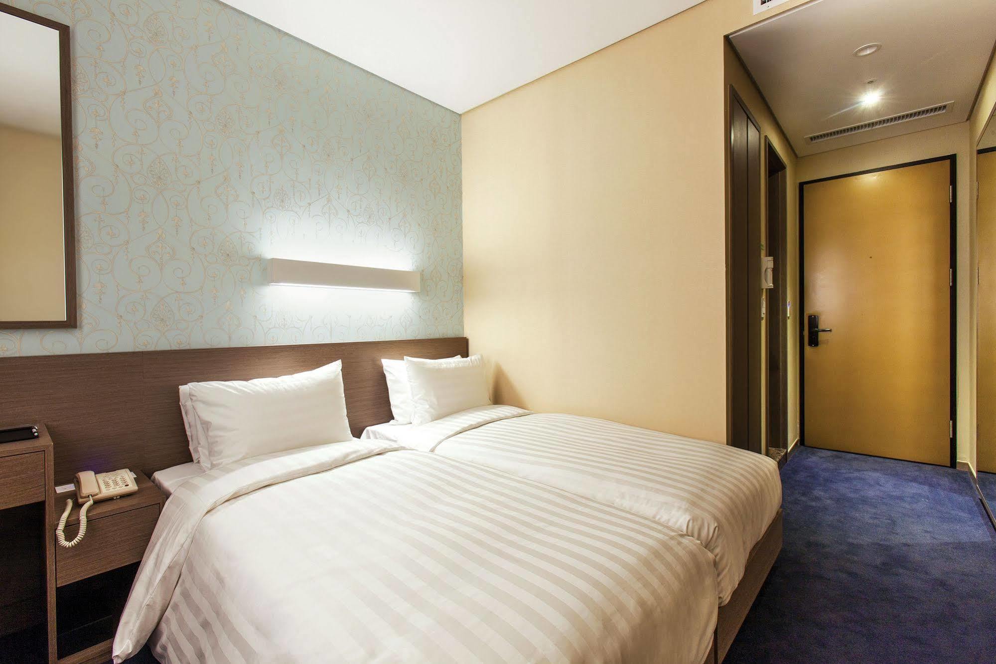 Migliore Hotel Seoul Myeongdong Exterior foto